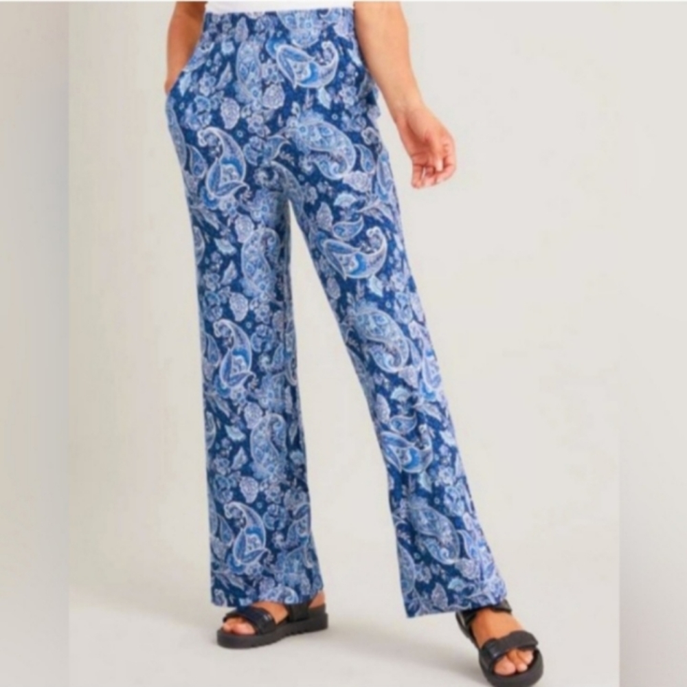 Wide leg pants